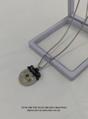 一页出品！汽车刹车盘项链男款潮牌嘻哈吊坠个性机车风学生配饰
