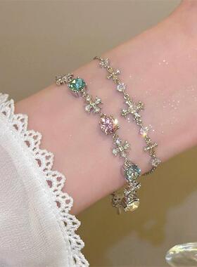 日韩跨境新款手链韩国东大门热销冷淡风十字架锆石精致轻奢手链女