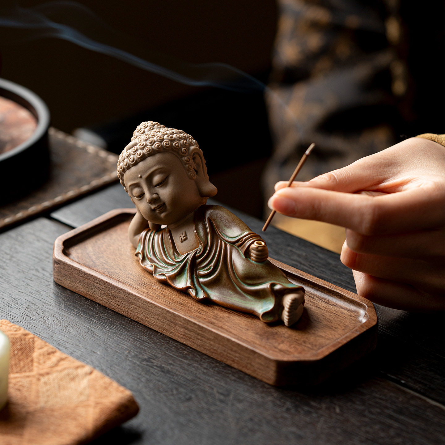 禅意卧佛线香炉摆件家用室内陶瓷小如来香座茶桌面香薰炉创意茶宠