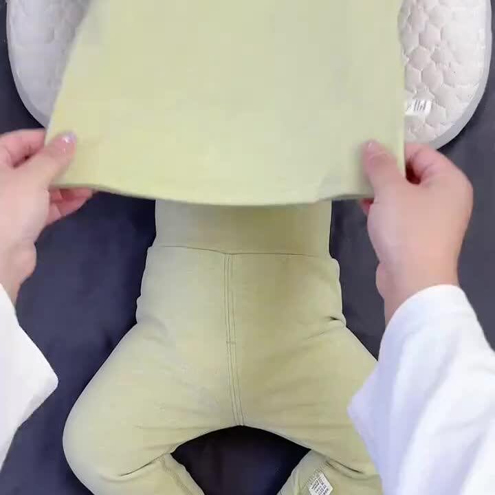 婴儿衣服德绒加厚打底贴