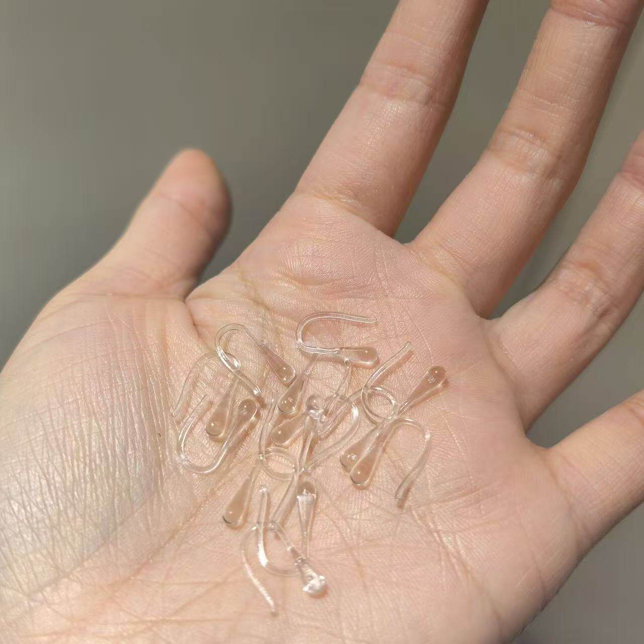 树脂养耳洞耳钉女新款甜美简约百搭水滴耳钩耳环小众设计耳饰女