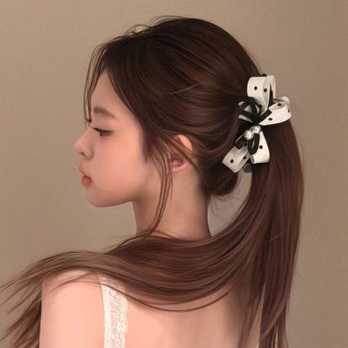 韩系波点蝴蝶结珍珠香蕉夹女