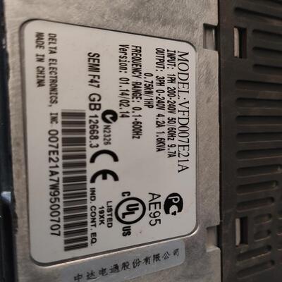 台达变频器，VFD007E21A