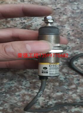 【荣强工控】OMRON D5C-1ADO 短线 破点皮，介意勿扰