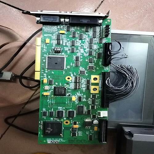 [德峰]。型号实图QC5000采集卡   ，数据橙色光栅尺海德功能汉