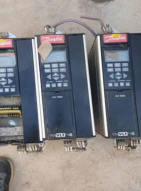 [德峰]丹弗斯，变频器VLT5008PT5B20STR30LF10A