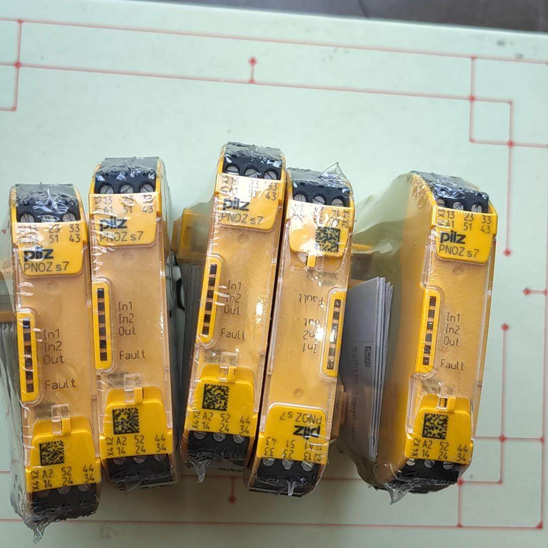 皮尔兹PiIZ继电器PNOZ 750107德国全新原装正