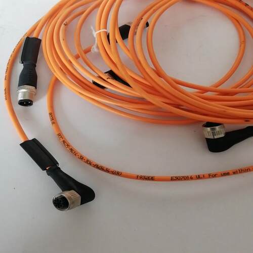 巴鲁夫连接线公母M12 4芯BCC0L6L