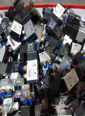 4V210-08电磁阀 24V  件 8块钱不