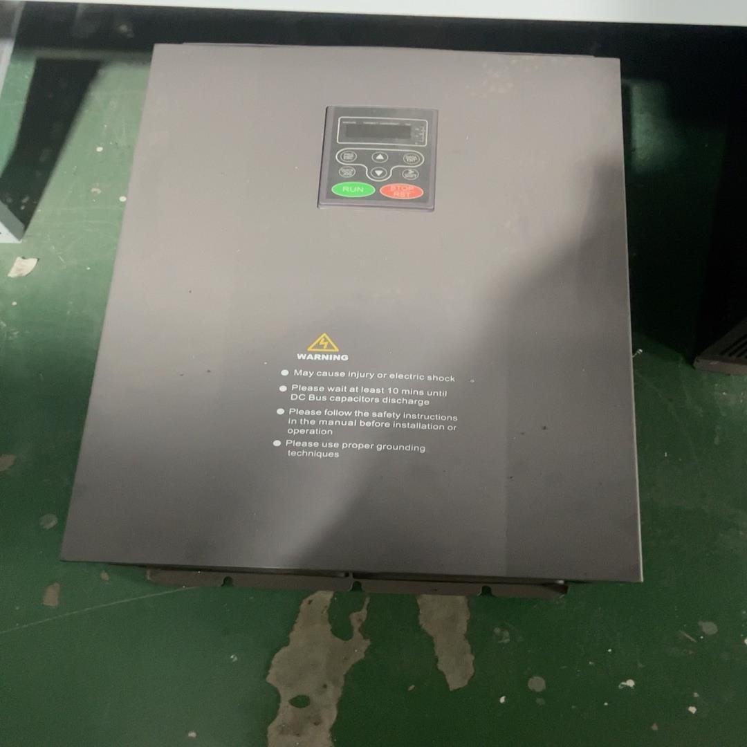 英威腾CHF100A-055G/075P-4