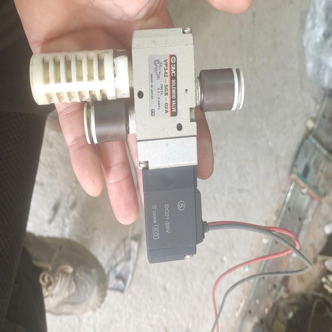 SMC电磁阀，成色漂亮VP342-5GB-02A实物拍摄80