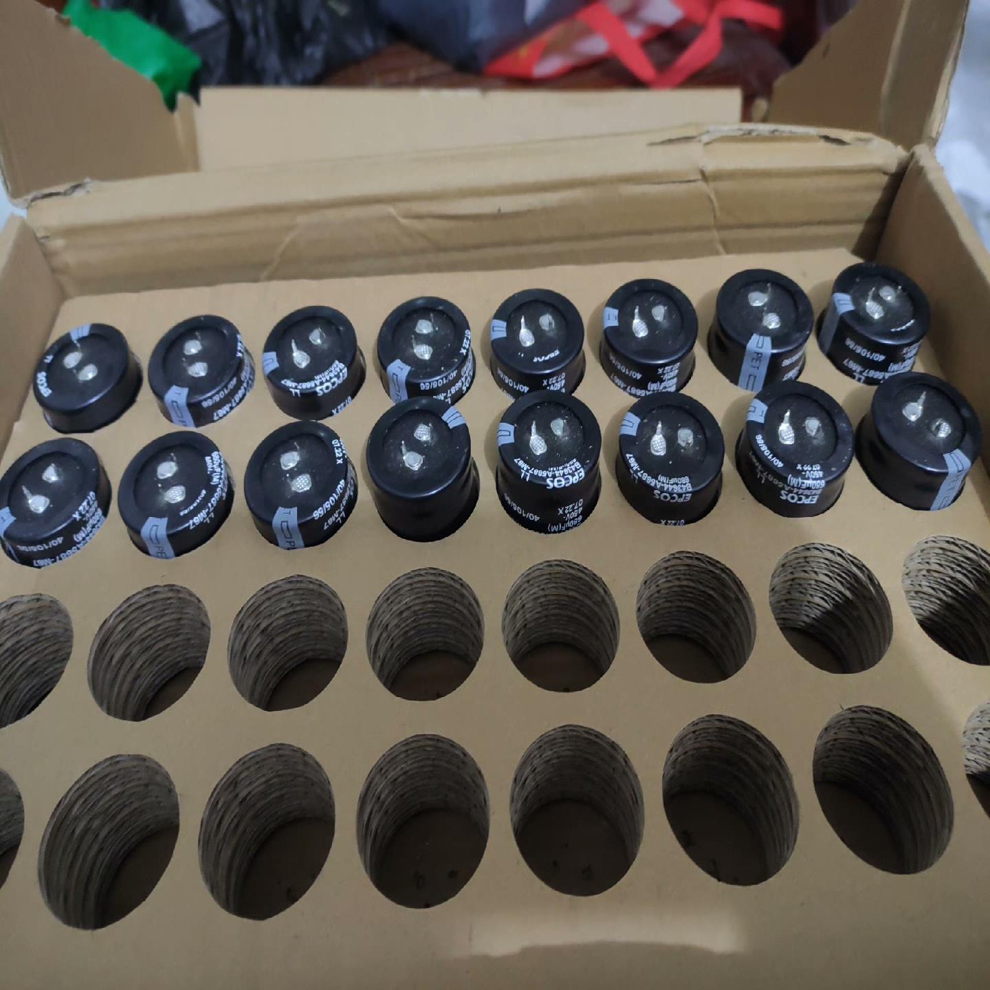 EPCOS 电容450V680uF尺寸35*55