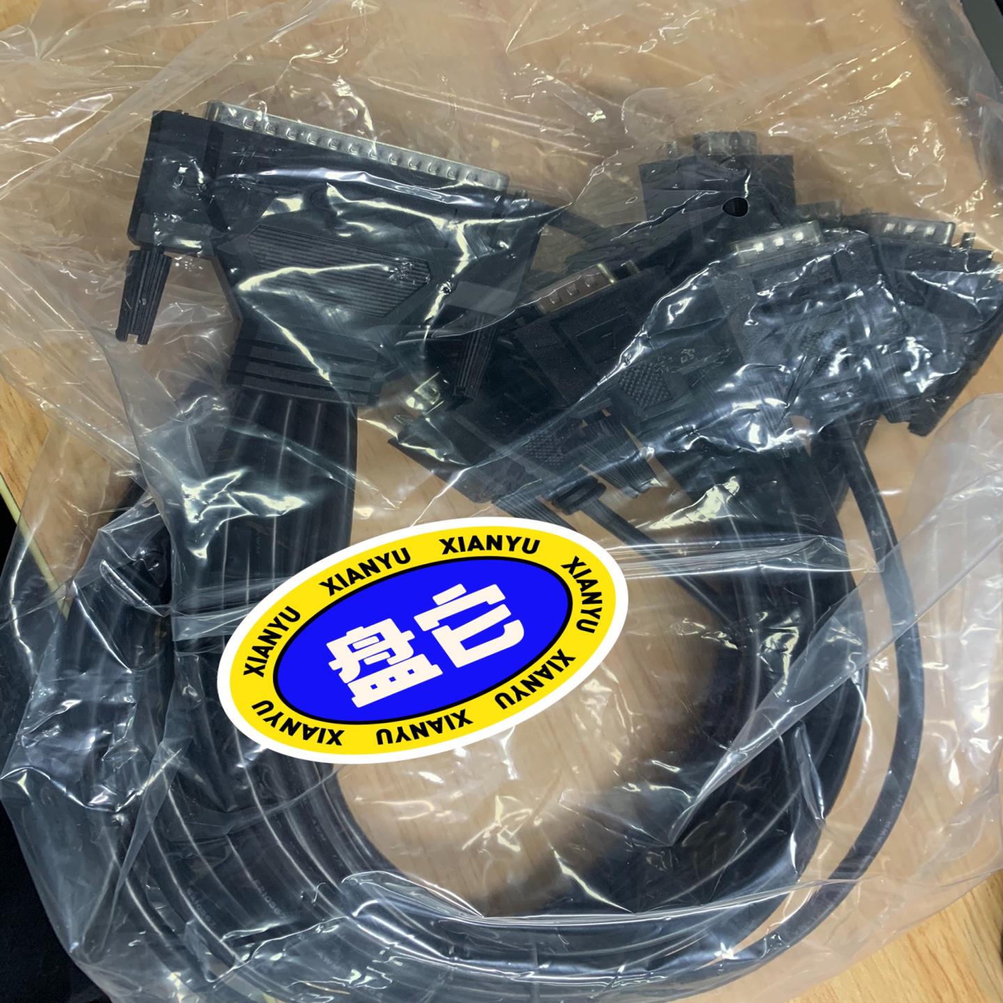 MOXA 9针接口 一拖八串口线 CBL-M62M9 x8-