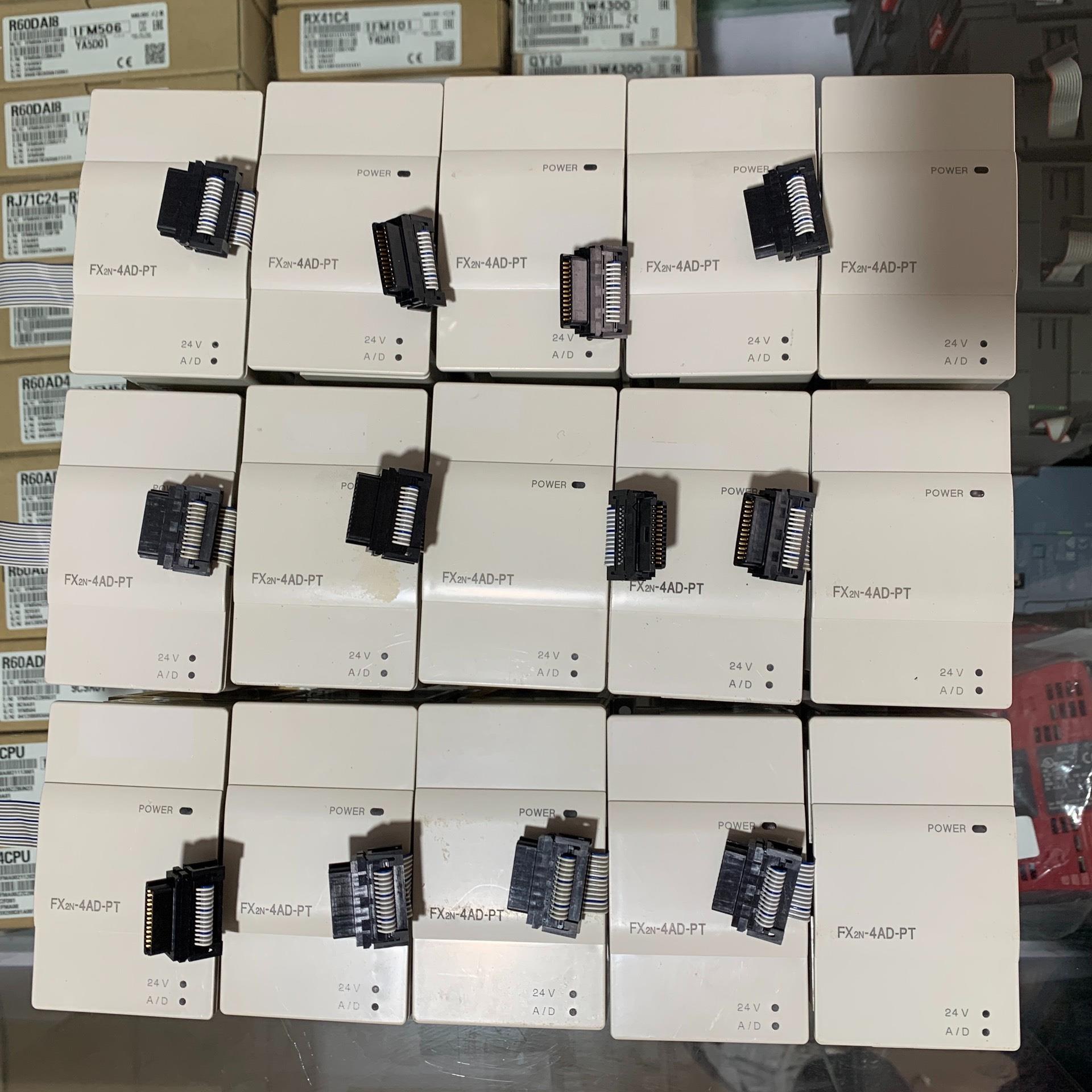 FX2N-4AD-PT,成色非常漂亮，可充新！原装正品，