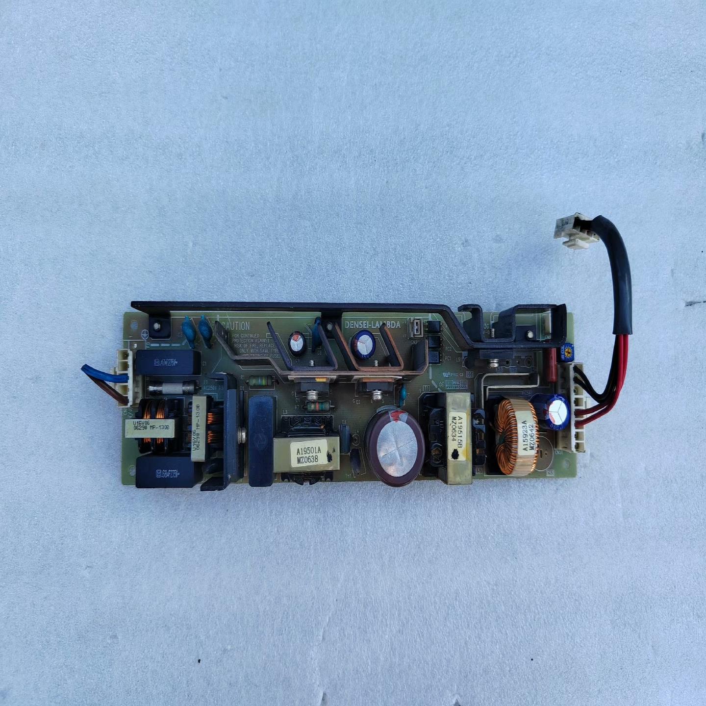 现货TDK-Lambda电源ZWS100AF-24/J，