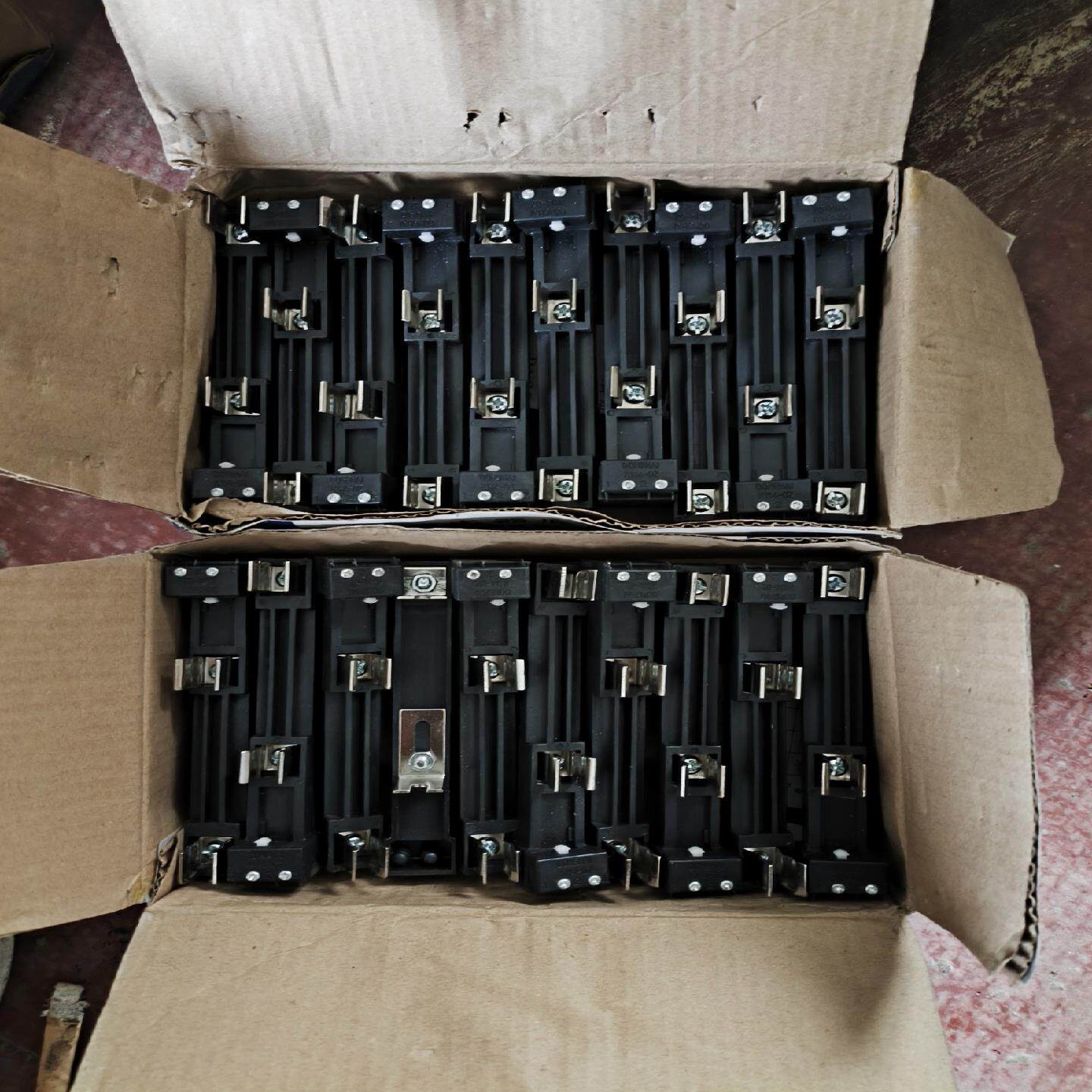 RX1 RX2 熔断器底座 保险管撞击器 茗熔