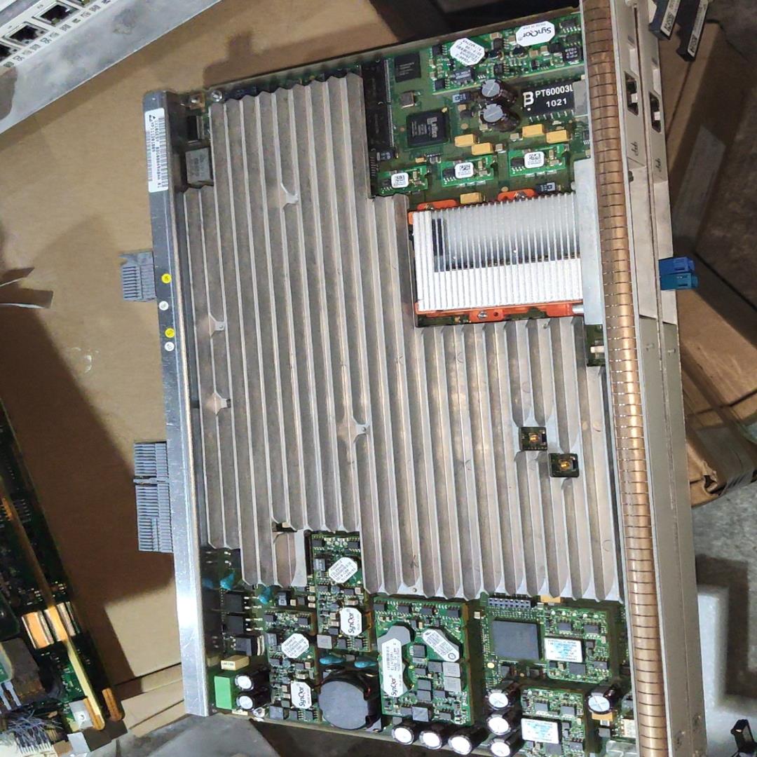 卡特8DG08049AB 01两张