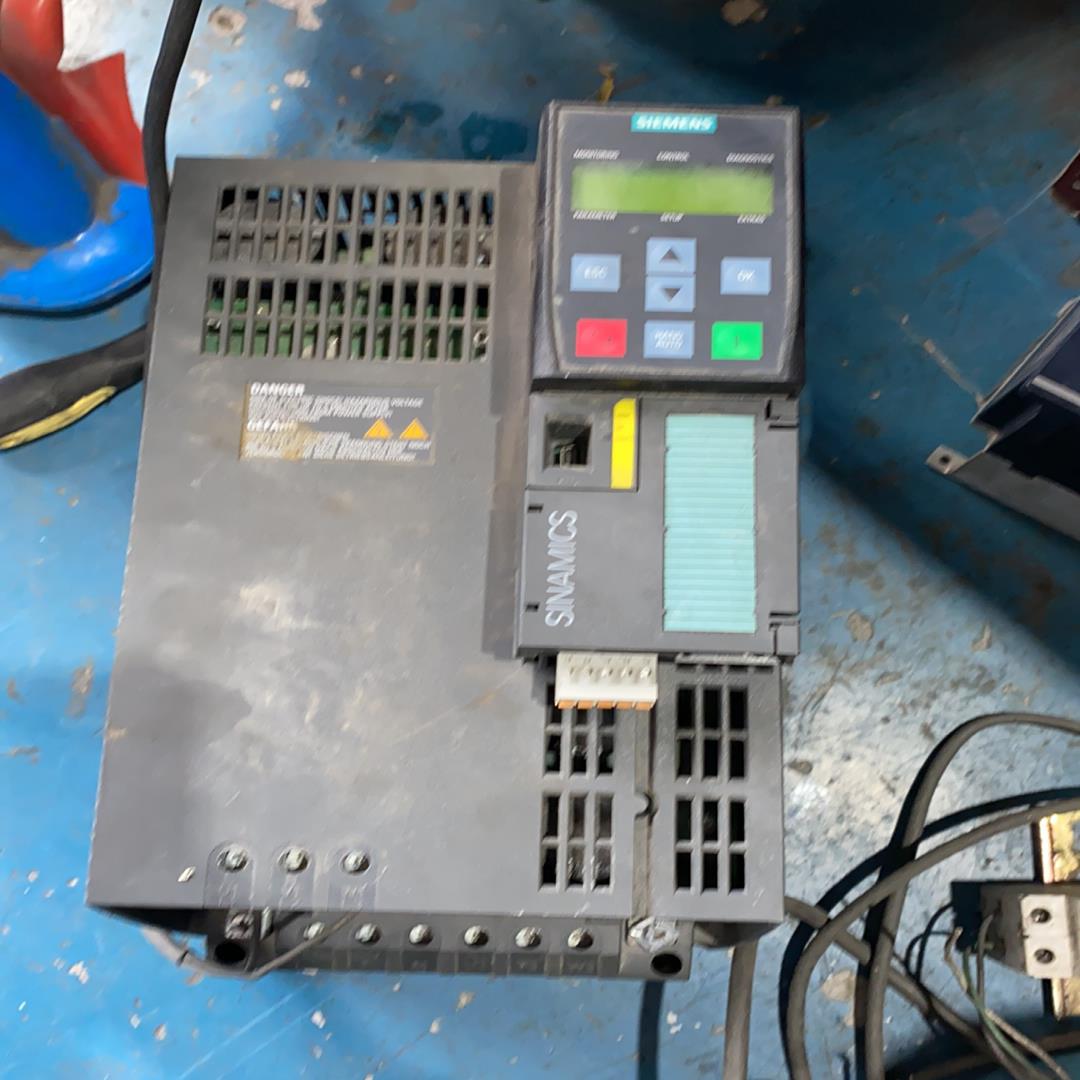 西门子240 变频器11/15kw 6SL3224-0BE3