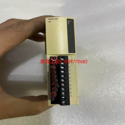 【荣强工控】施耐德TM2AMI8HT，功能包好，成色如图所示