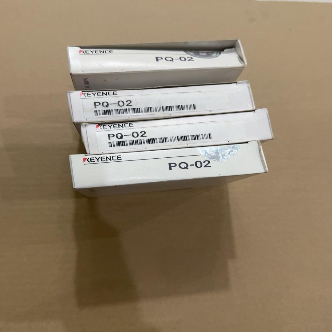 KEYENCE传感器PQ-02 共4个 400