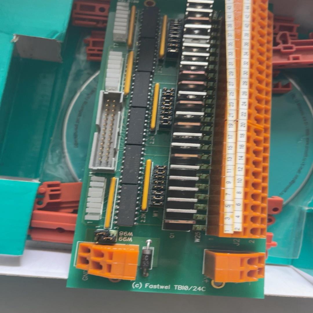 Fastwel输出模块 型号TBIO/24