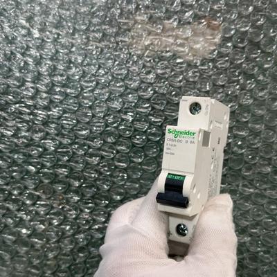 C65H-DC B 6 A 1P 有1个