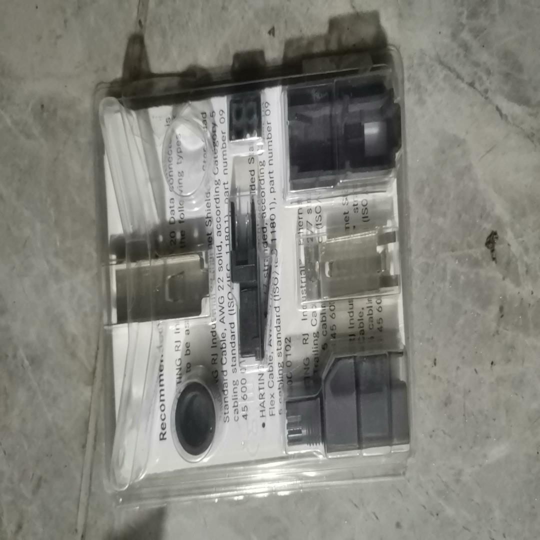 HARTING连接器 D-32339，有需要联系我，全新带