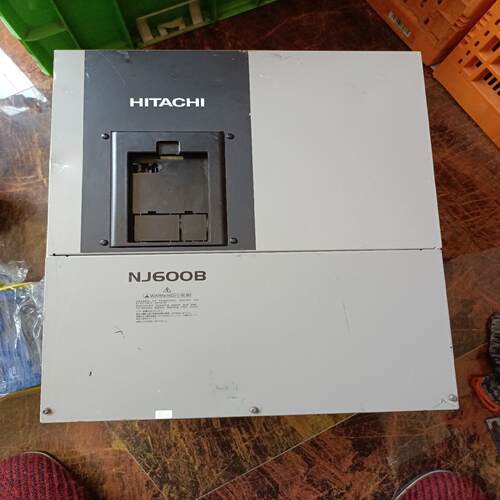 [德峰]日立变频器，55千瓦，型号NJ600B-550HFF,日期2