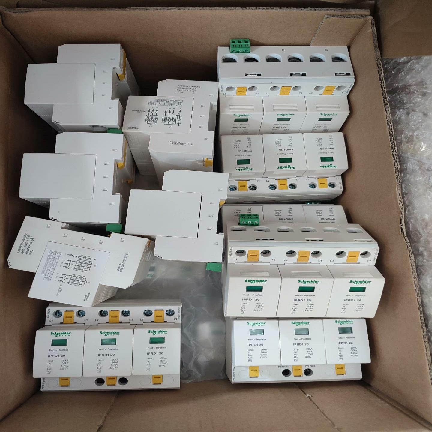 IPRD1 20r一级浪涌3P20KA。仅有50只。打