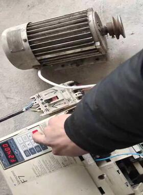 安川CIMR-F7A4015，  15kw，试机正常，外