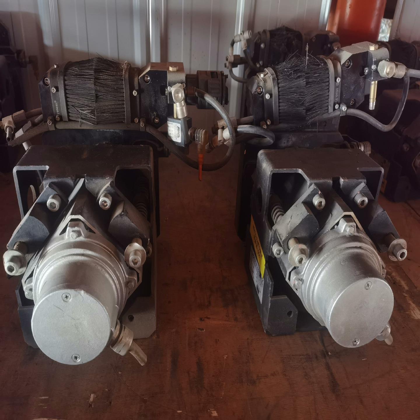 鲁茨修磨器电机L7A