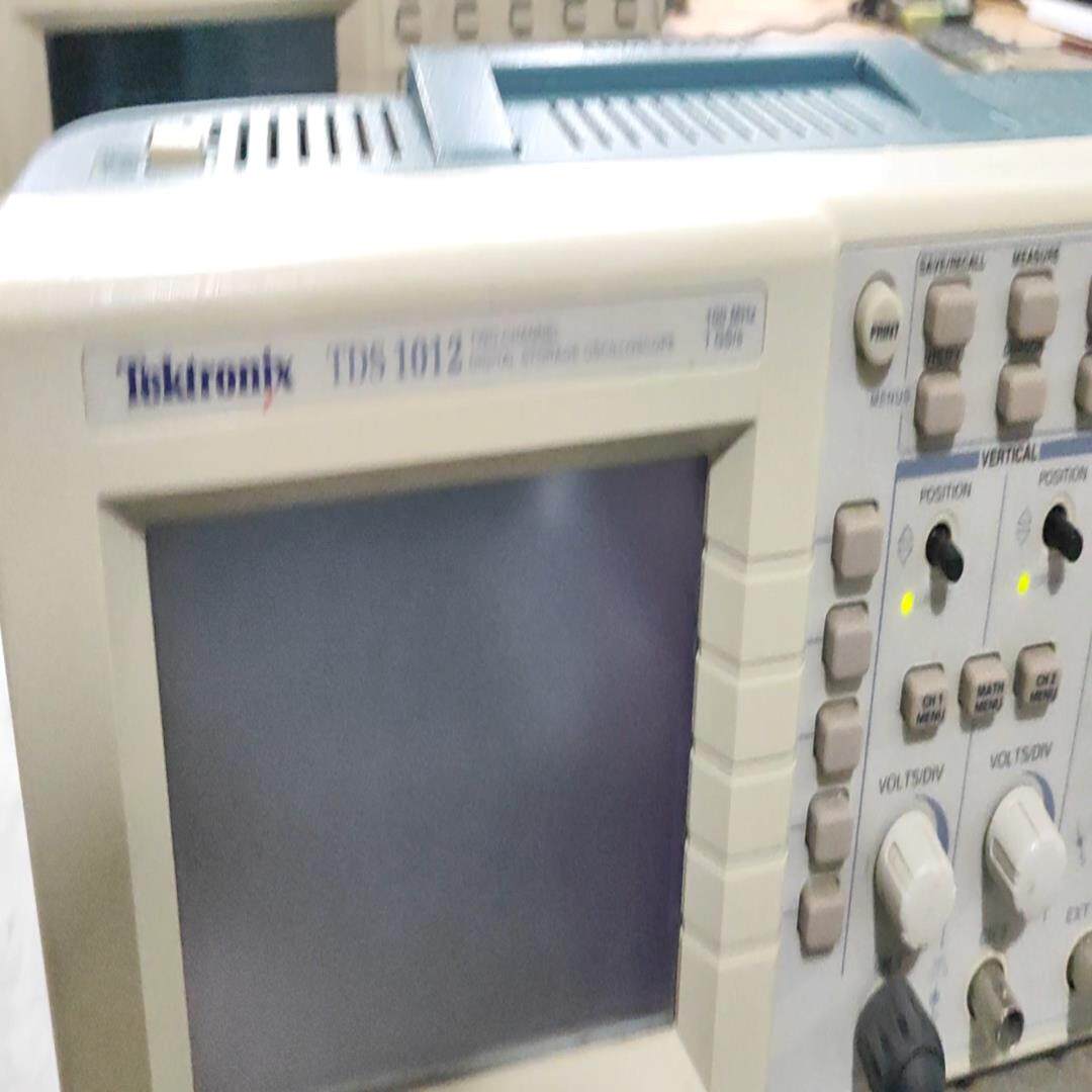 泰克TDS1012示波器  100MHz 1GS/s实时采样