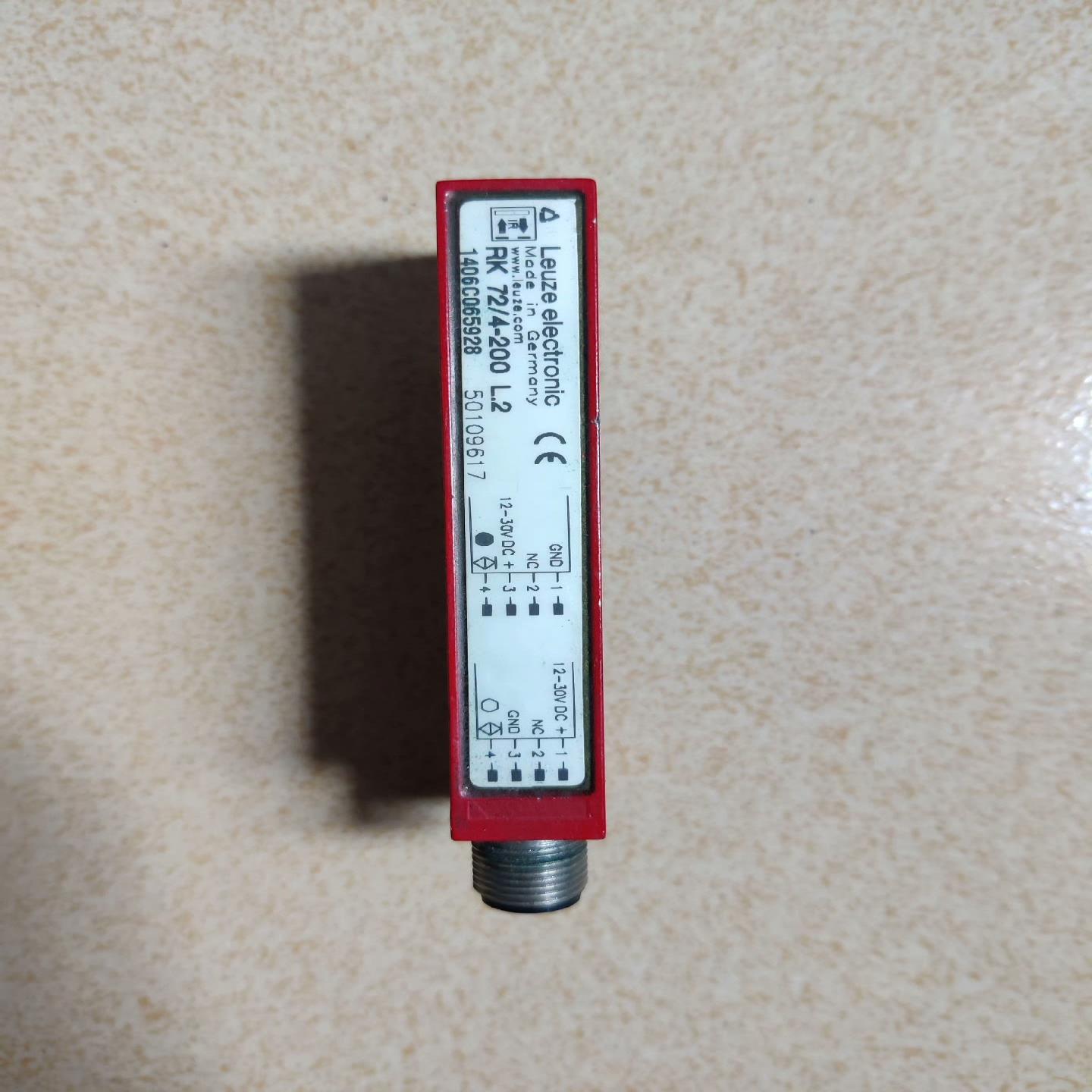 LEUZE 劳易测 RK 72/4-200 L.2