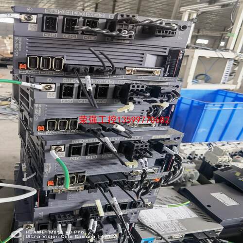 【荣强工控】三菱伺服驱动器，型号MR-J4W3-222B，成色新，包好包