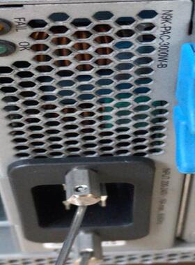 思科9508交换机的电源模块，型号AHF-2DC-3000W