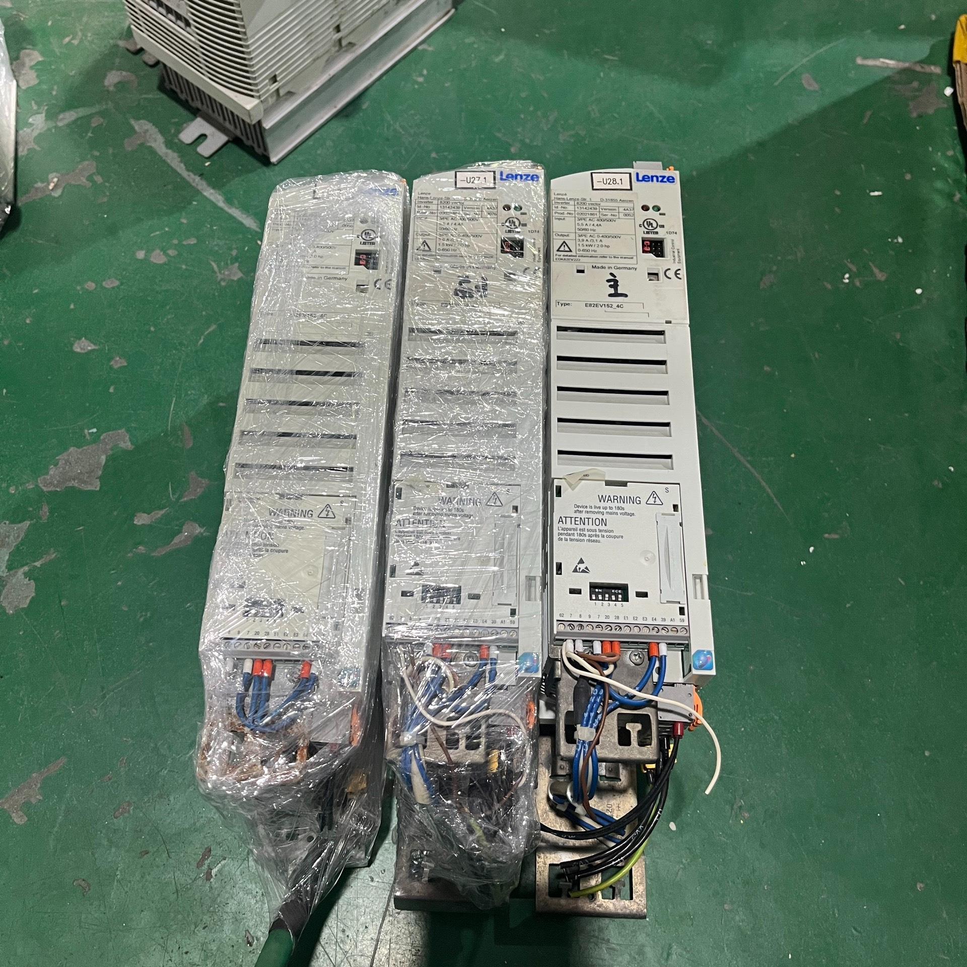 伦茨8200变频器1.5kw、E82EV152-4C