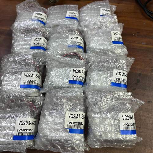 SMC原装电磁阀VQ21A1-5G-C6,全新，功能完好