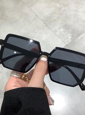 新款防紫外线女式太阳镜遮阳驾驶开车太阳眼镜韩版潮复古墨镜