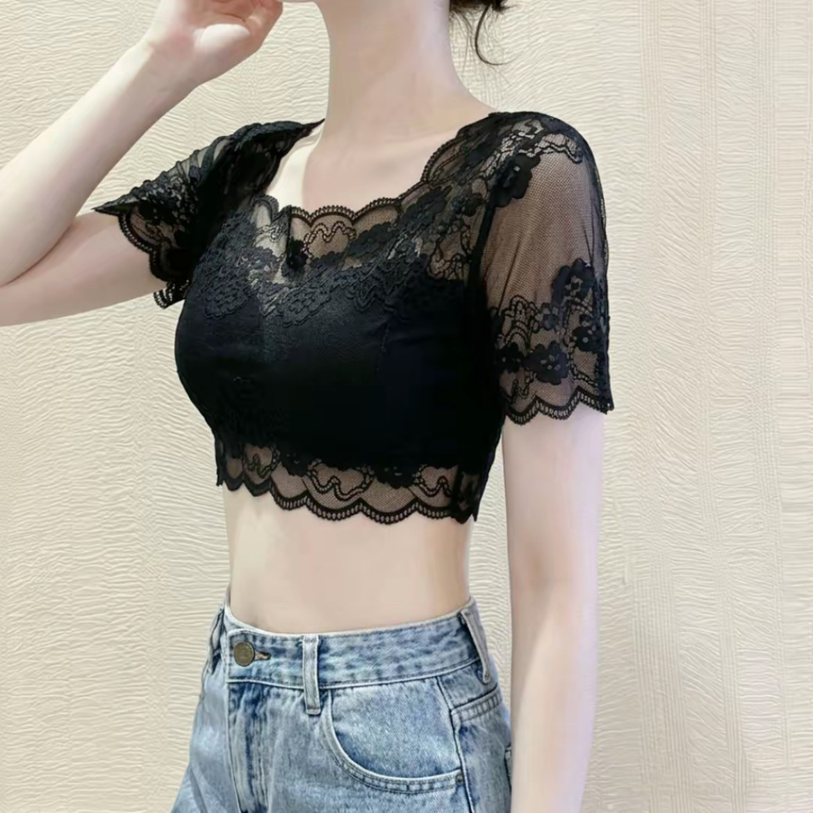 遮手臂显瘦蕾丝抹胸防走光背心打底衫女吊带裙内搭方领短袖上衣