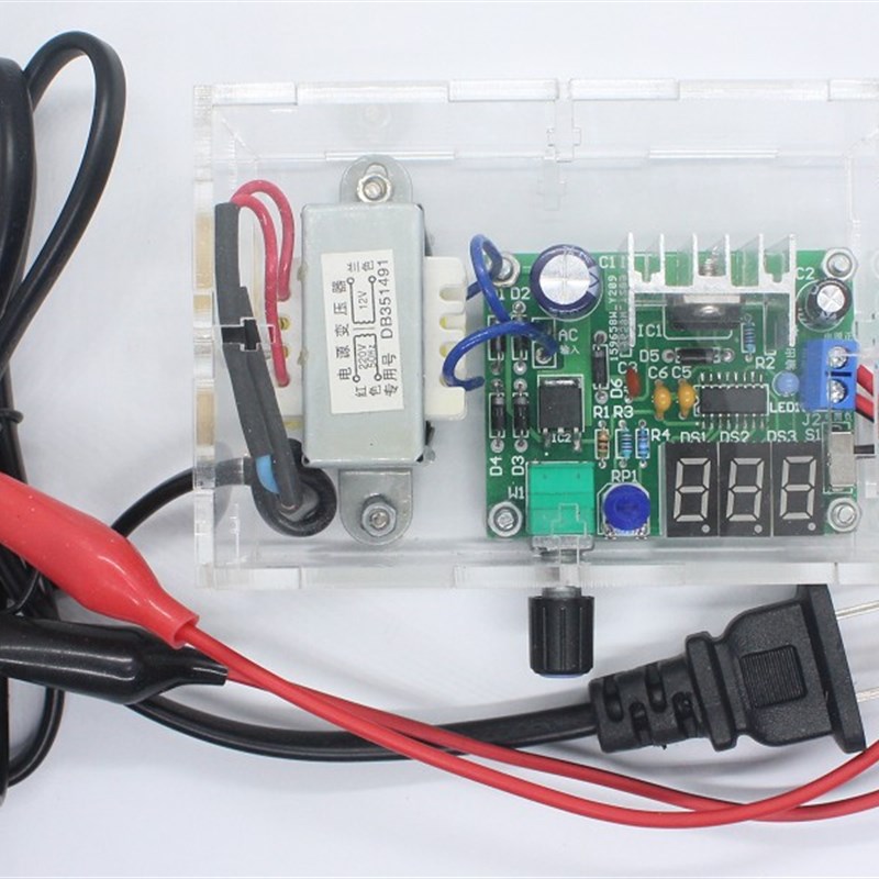 数显LM317可调稳压电源套件  带数字电压表散件  可测外部电压