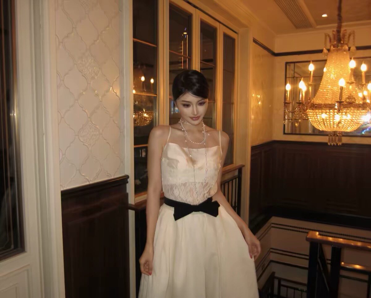 LattitudROSÉ同款天丝生日礼服轻奢蝴蝶结吊带连衣裙女