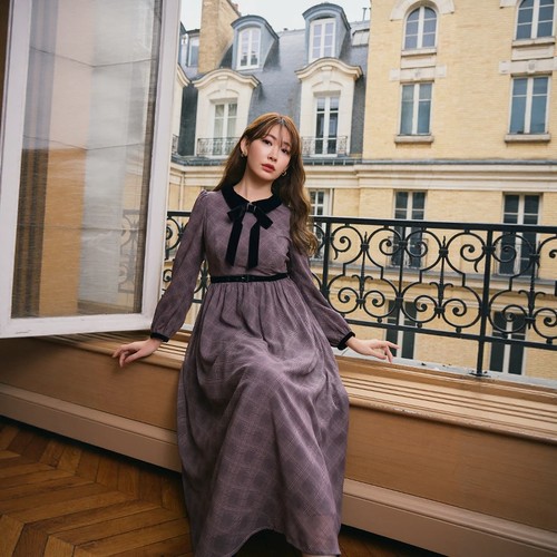 Her lip to 布里斯托格纹系带连衣裙 翻领时尚优雅百搭长袖