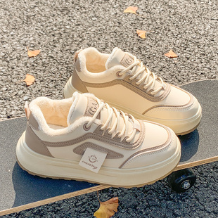 冬季加绒加厚保暖厚底小白鞋女款2025新款防滑初中学生运动二棉鞋