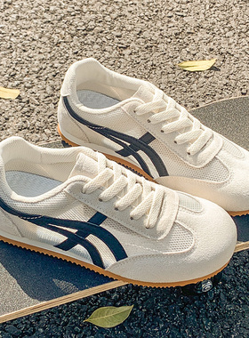 今年流行的德训鞋休闲运动鞋女2025夏秋季网面透气跑步黄色啊甘鞋