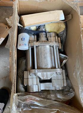 （设备配件）固瑞克24F448下泵体，固瑞克3000CC泵体，