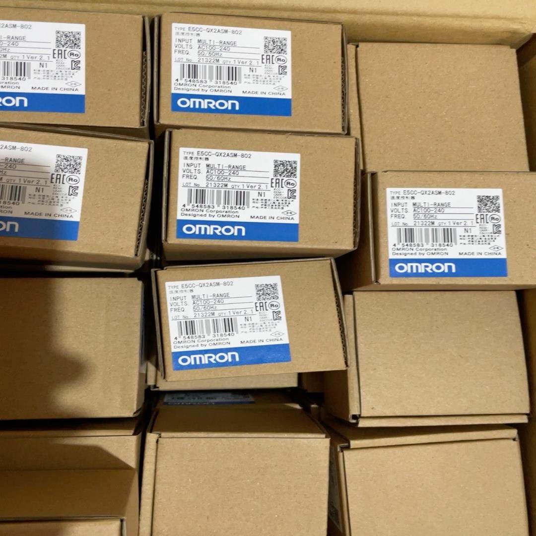 全新到货带485通讯温控器E5CC-QX2ASM-80