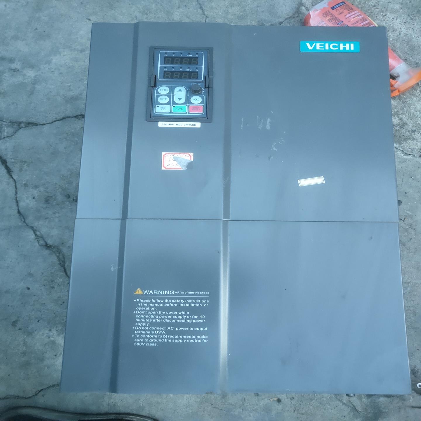 伟创AC60变频器37KW/45KW