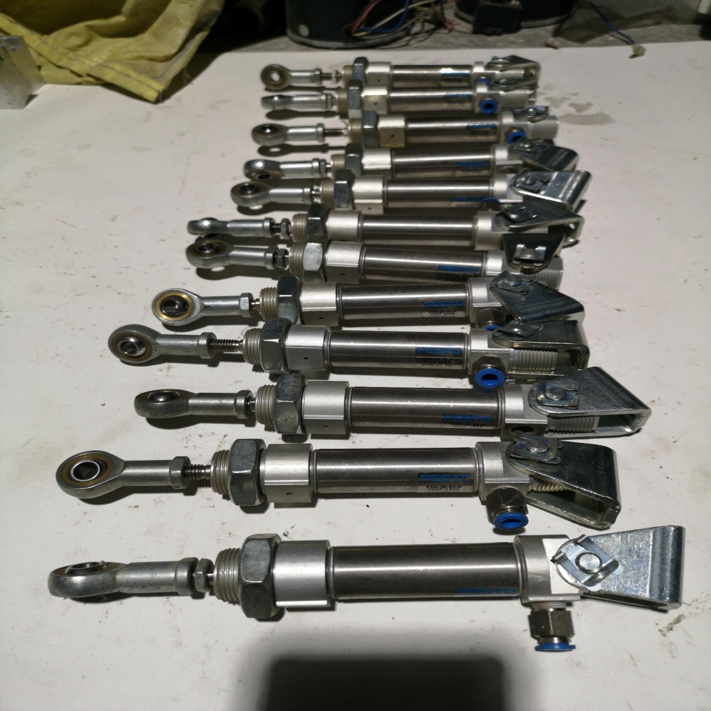 FESTO费斯托气缸ESN-20-25-P 5099 560