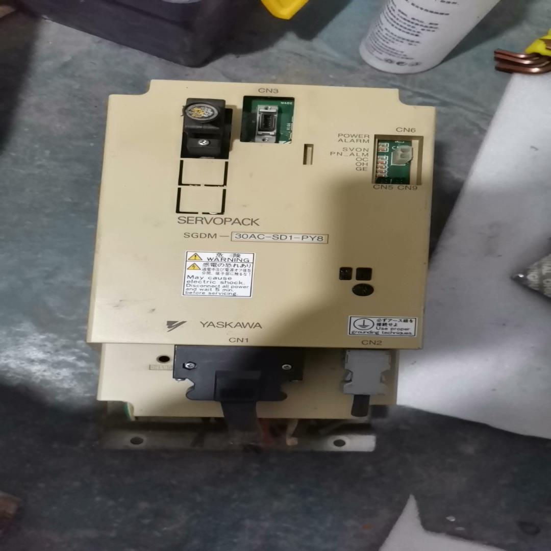 安川驱动 SGDM-30AC-SD1-PY8，实物拍照，成色