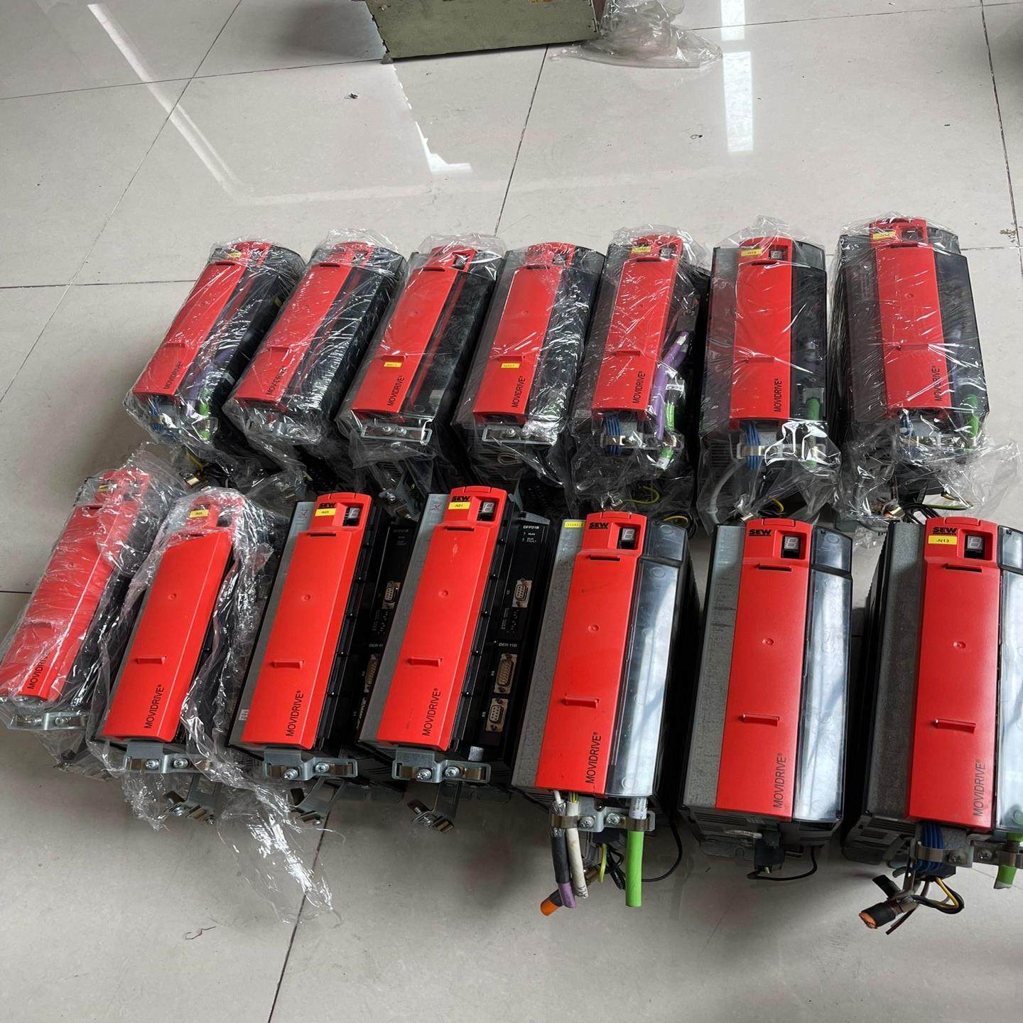 SEW变频器MDX61B0014-5A3-4-0T 成色好9